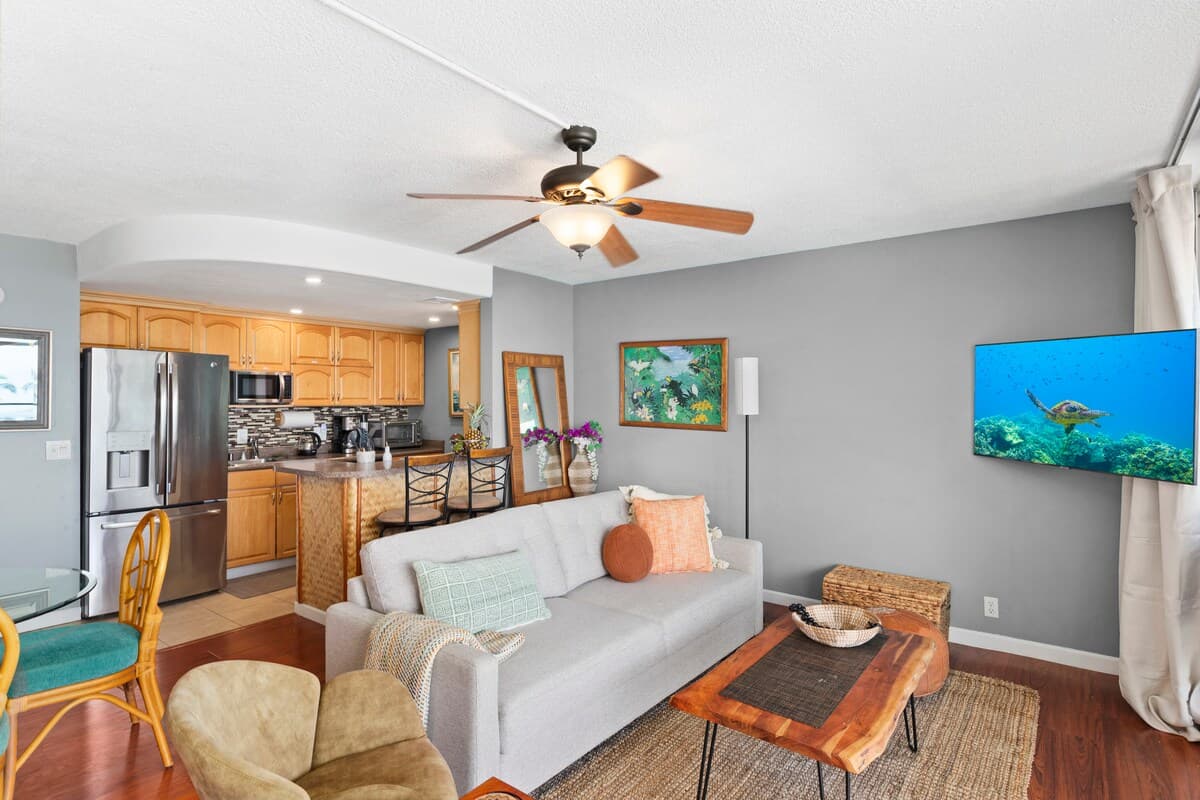Condo in Kihei · ★4.95 · 1 bedroom · 2 beds · 1 shared bath - Photo 3