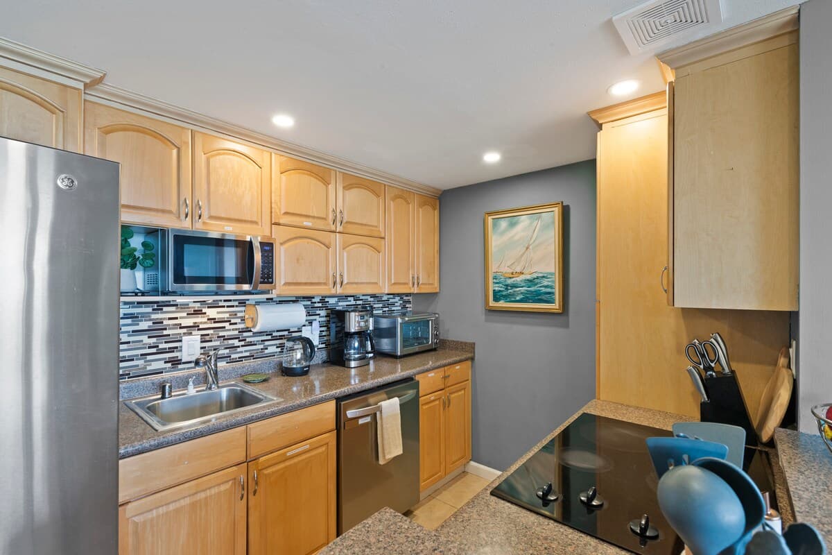 Condo in Kihei · ★4.95 · 1 bedroom · 2 beds · 1 shared bath - Photo 5