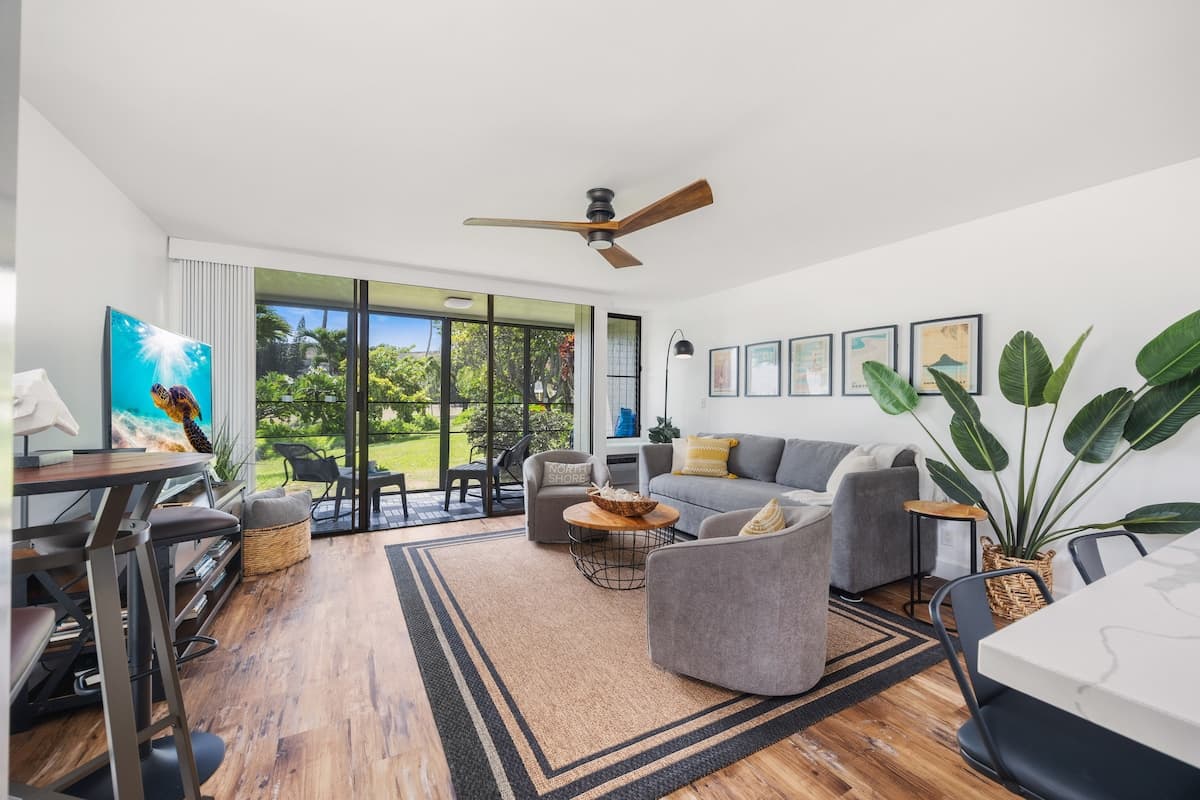 Condo in Kahuku · ★4.92 · 1 bedroom · 2 beds · 1 private bath - Photo 5