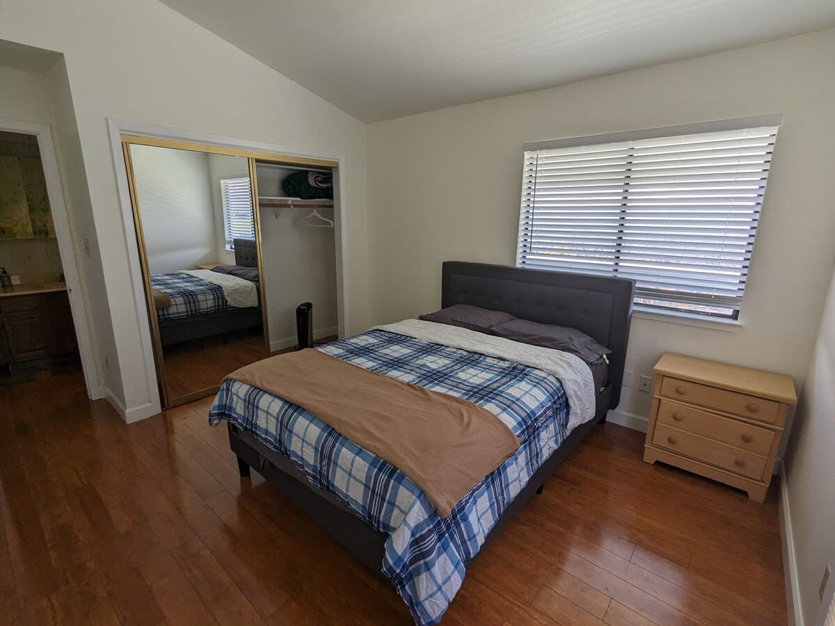 Peaceful Duplex with Private Entrance, Fireplace - Photo 1