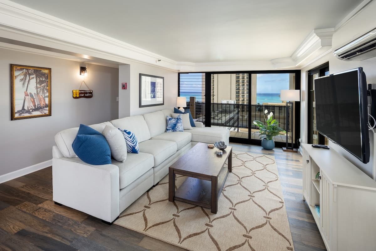 3-Minute Walk to Beach, Free Parking/Pool/Wi-Fi - Photo 4