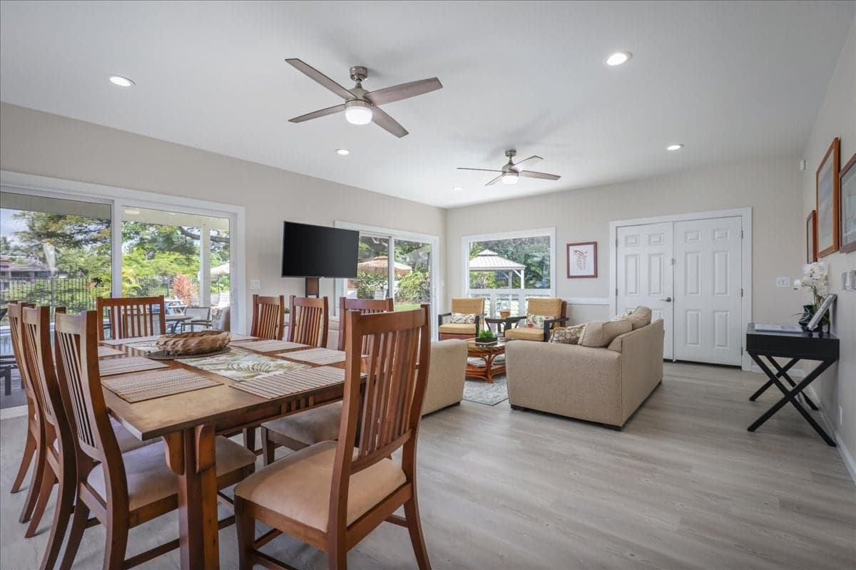 Home in Kailua-Kona · ★5.0 · 6 bedrooms · 10 beds · 4 baths - Photo 3
