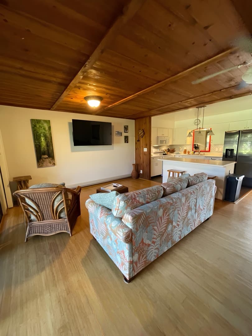Condo in Kihei · ★5.0 · 1 bedroom · 2 beds · 1 shared bath - Photo 2