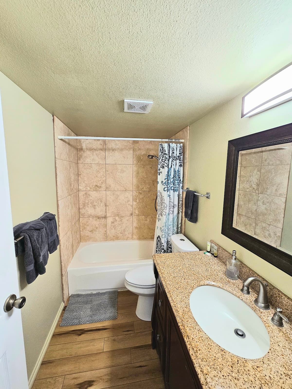 Condo in Kihei · ★4.77 · Studio · 1 bed · 1 bath - Photo 1