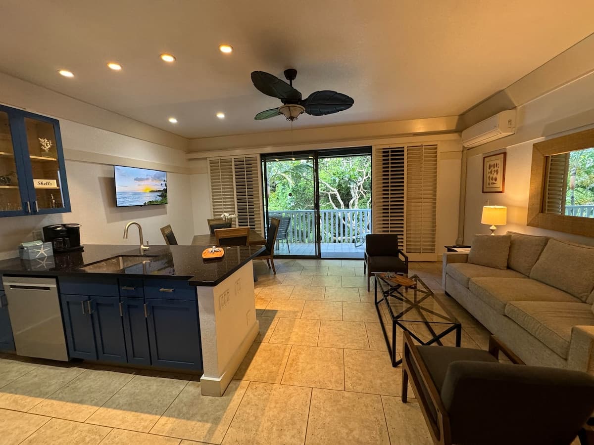 1st Floor Beach Condo 441 w/ A/C - Photo 3