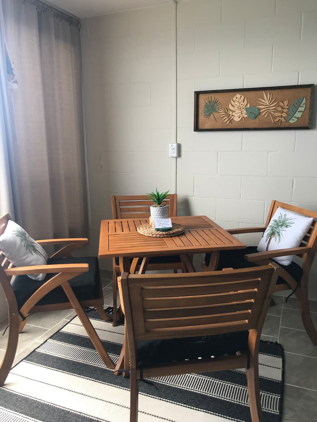 Condo in Lahaina · ★4.96 · Studio · 1 bath - Photo 3