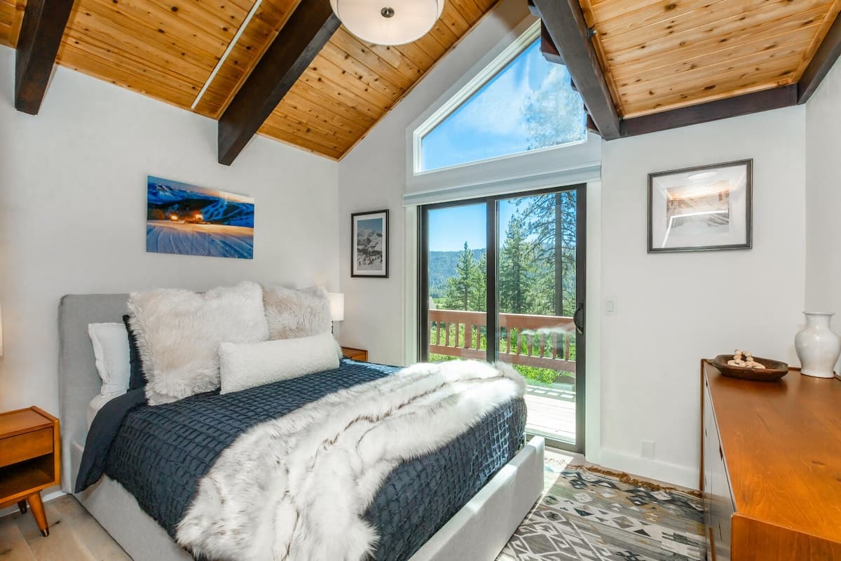 Newly Remodeled Ski-Out Home with Hot Tub & Views - Photo 3
