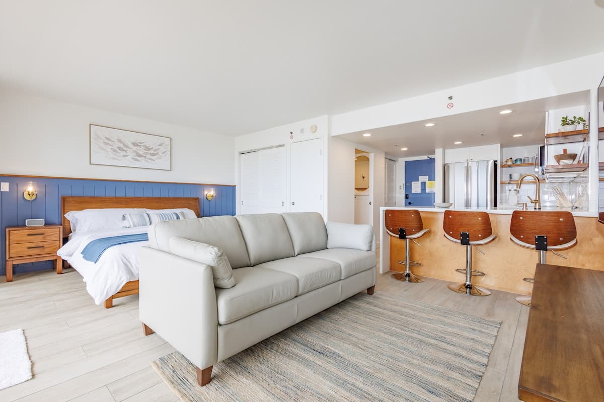 Waikiki Ocean View - Ilikai 808 + Free Parking - Photo 4