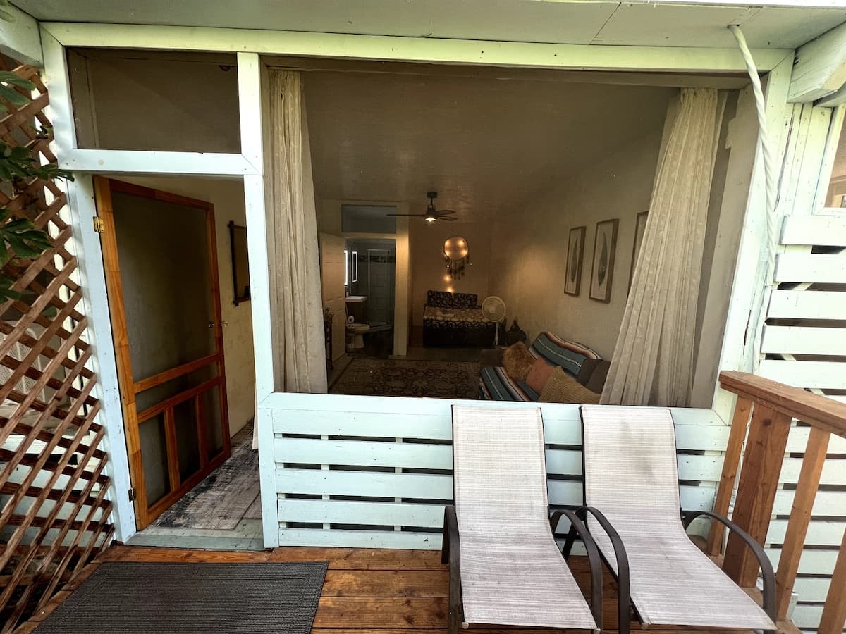 Home in Captain Cook · ★4.73 · 1 bedroom · 1 bed · 1 private bath - Photo 4