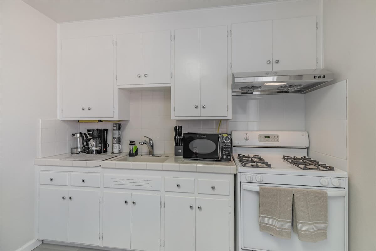 Luxury 3BR Home in Heart of San Jose - Photo 5