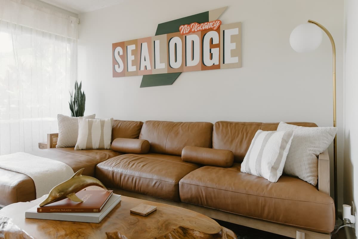 Seaside Haven- Oceanfront/Local Art/AC - Photo 2