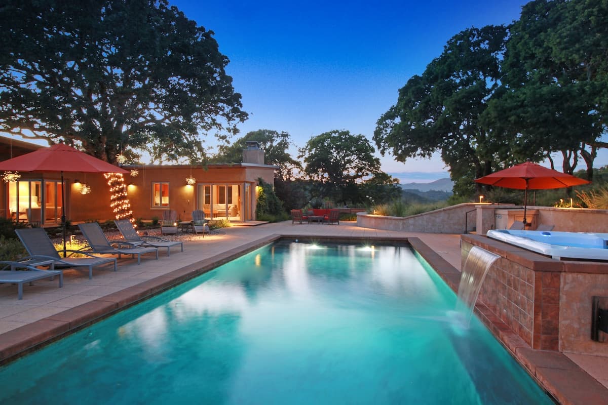 Tula Vista Glass-Walled Wine Country Home - Photo 2