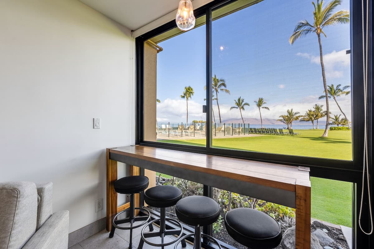 Kihei Surfside 108 - Ground Floor - Oceanfront -AC - Photo 3
