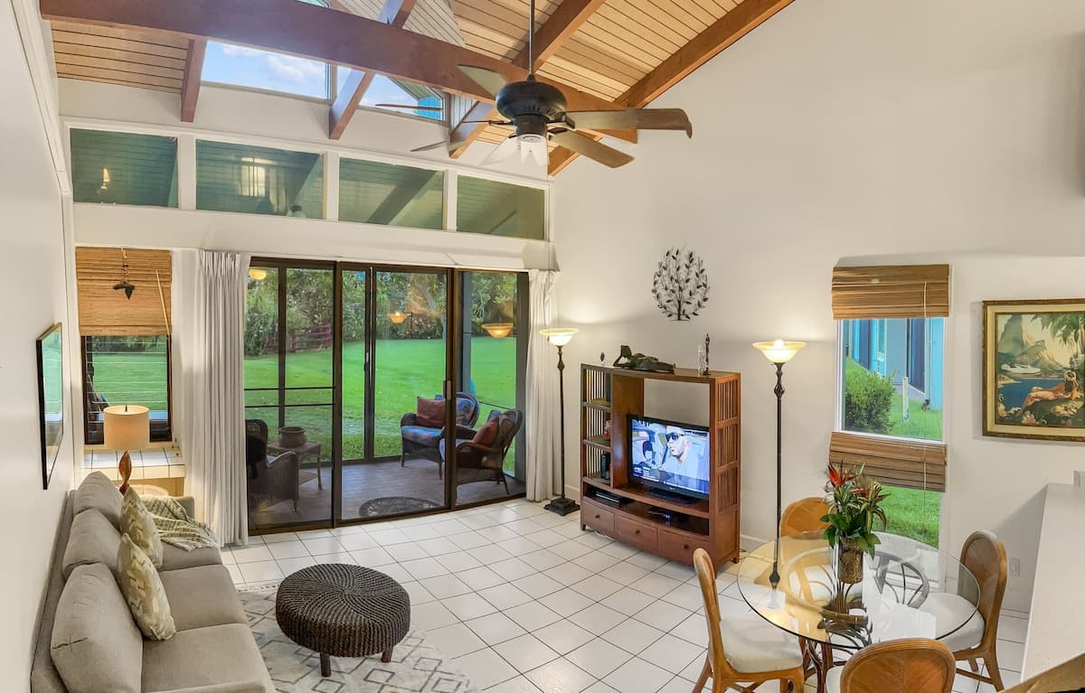 1 FREE NIGHT! Please Inquire. 2B/2B+Loft. Fully AC - Photo 4
