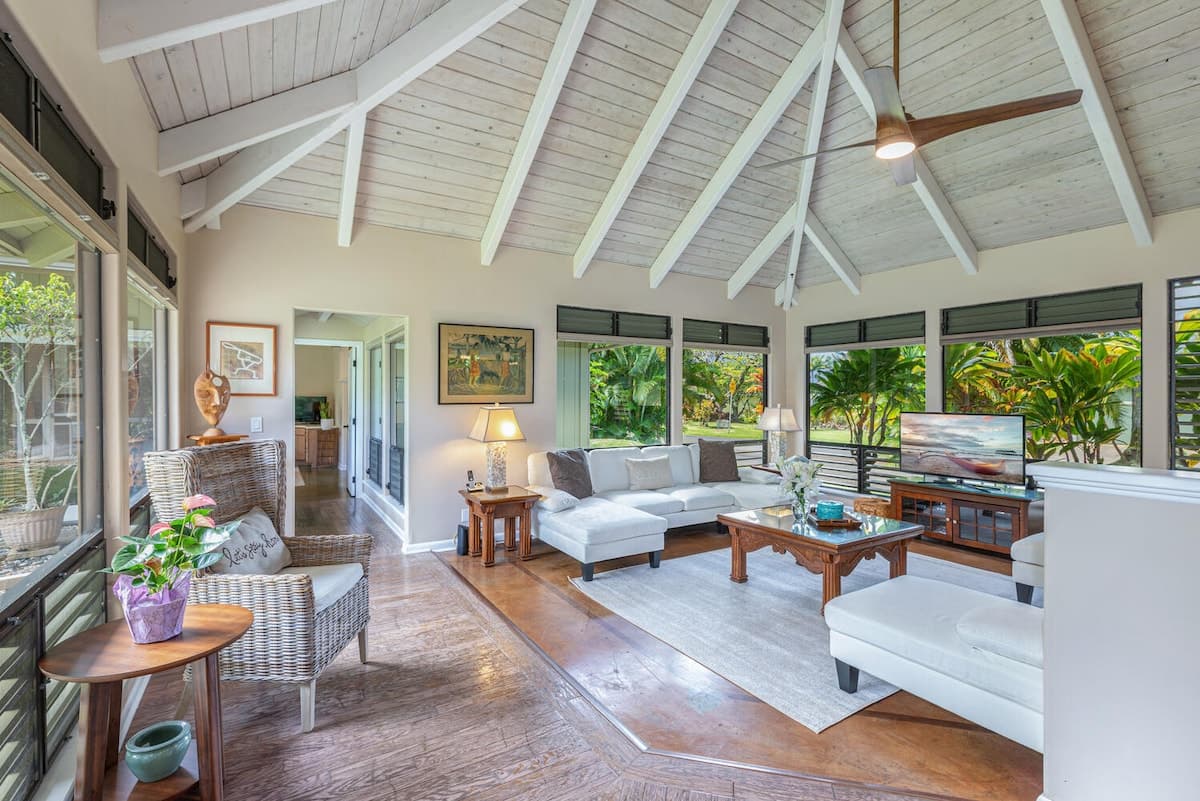 Home in Princeville · ★4.79 · 3 bedrooms · 3 beds · 2 baths - Photo 2