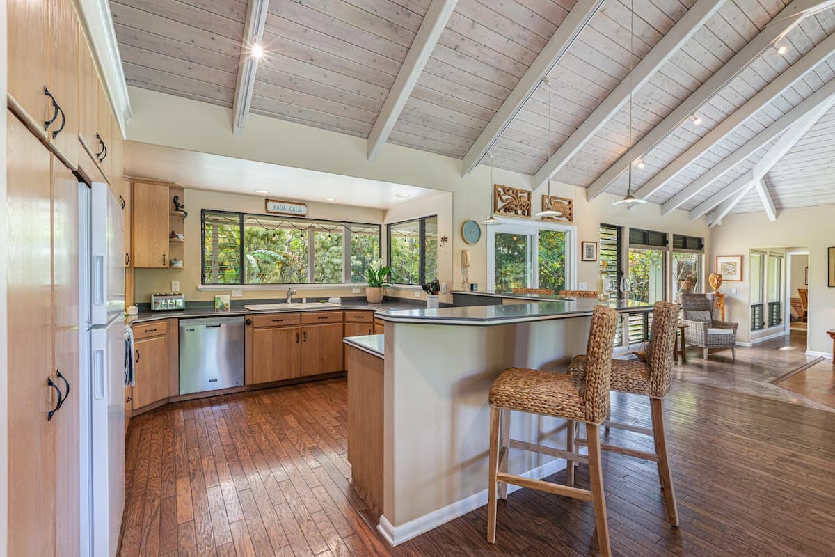 Home in Princeville · ★4.79 · 3 bedrooms · 3 beds · 2 baths - Photo 5