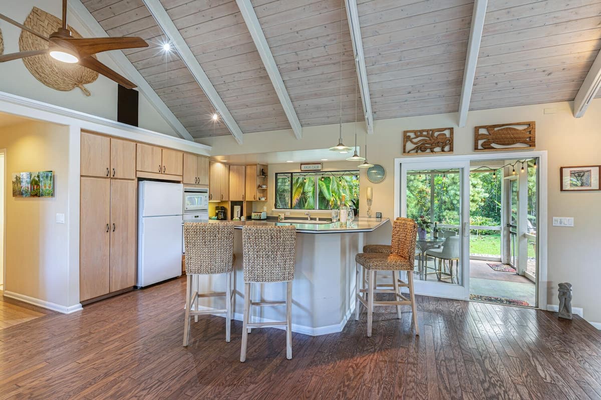 Home in Princeville · ★4.79 · 3 bedrooms · 3 beds · 2 baths - Photo 4