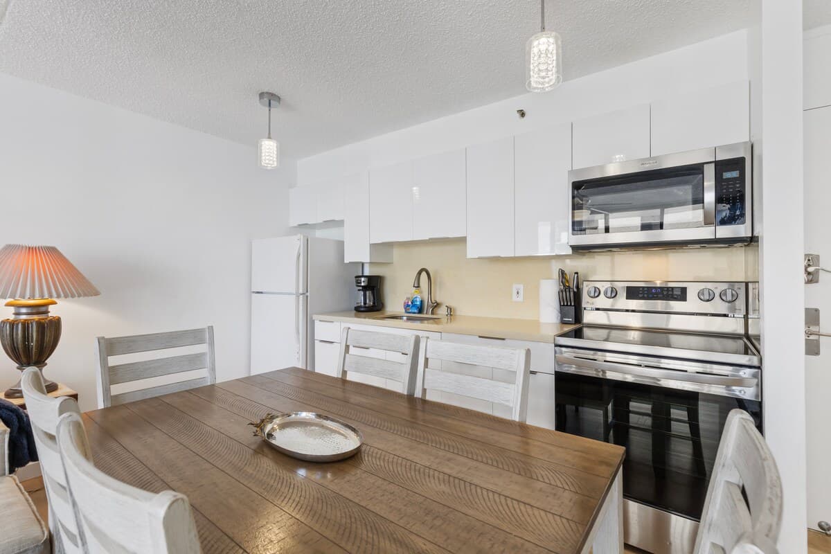 Hotel in Honolulu · ★4.42 · 1 bedroom · 3 beds · 1 private bath - Photo 5