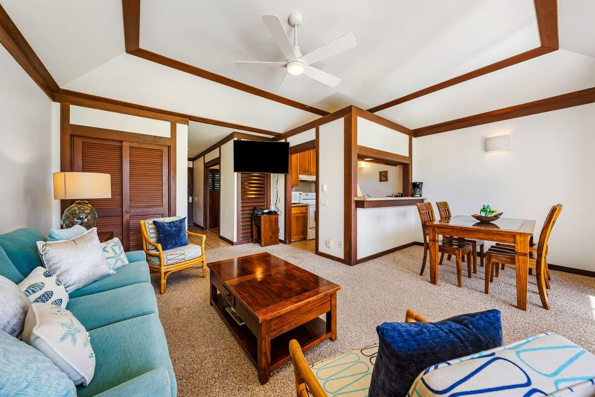 A/C, Gourmet Kitchen, Pool, King Bed, Grnd Flr - Photo 5
