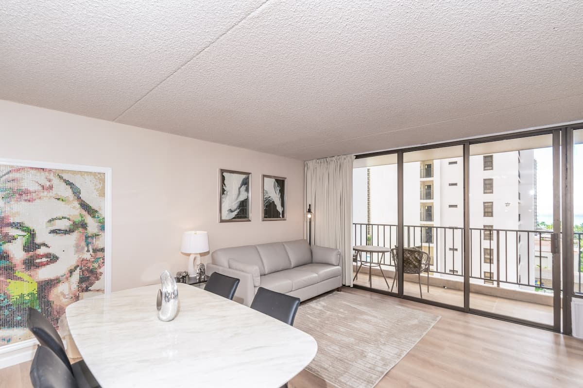 the whole ocean apt in waikiki with a free parking - Photo 3