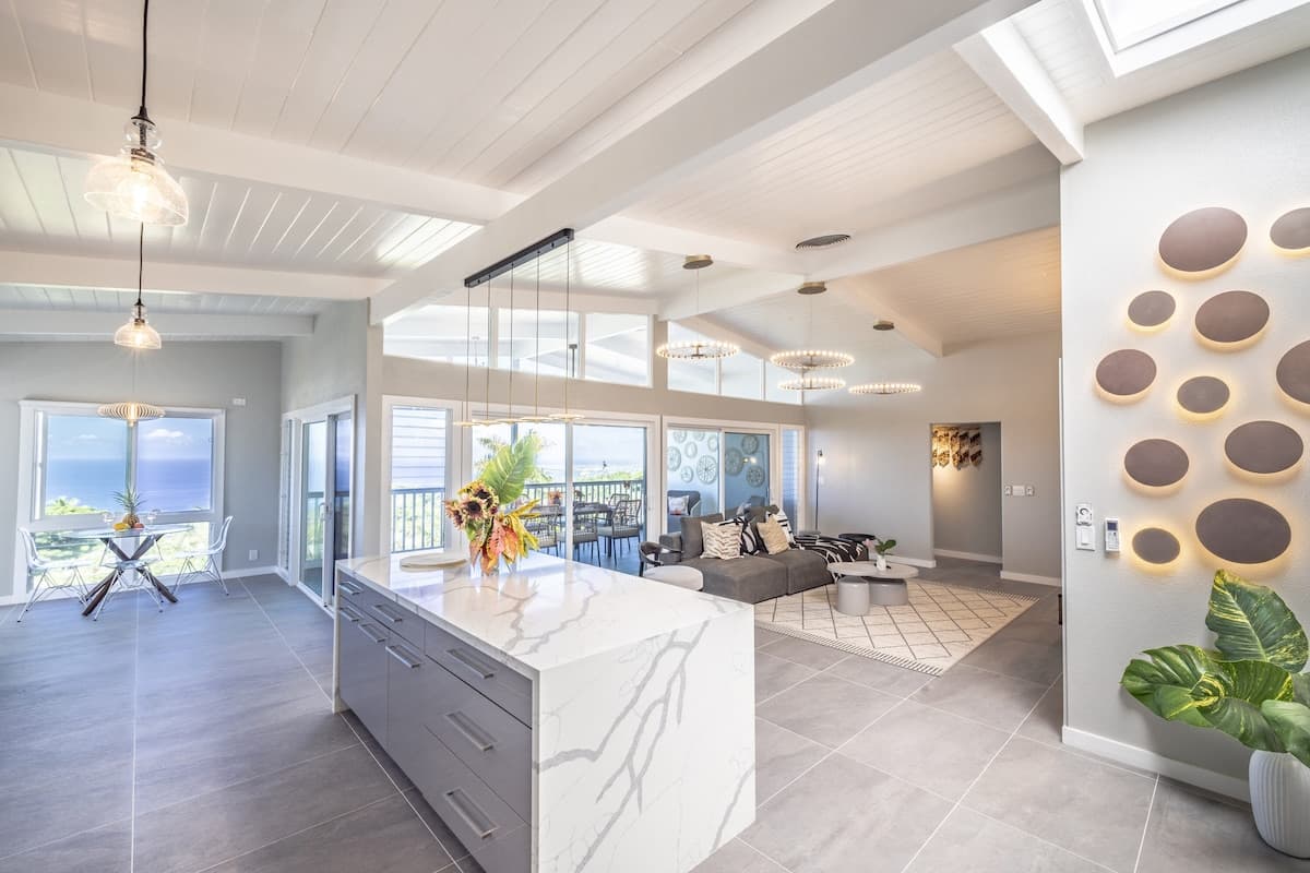 New Modern Interior, OceanView, HotTub, Forest - Photo 1