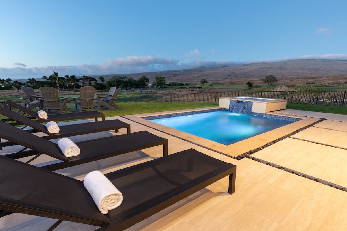 Home in Waimea · ★5.0 · 4 bedrooms · 5 beds · 4.5 baths - Photo 2