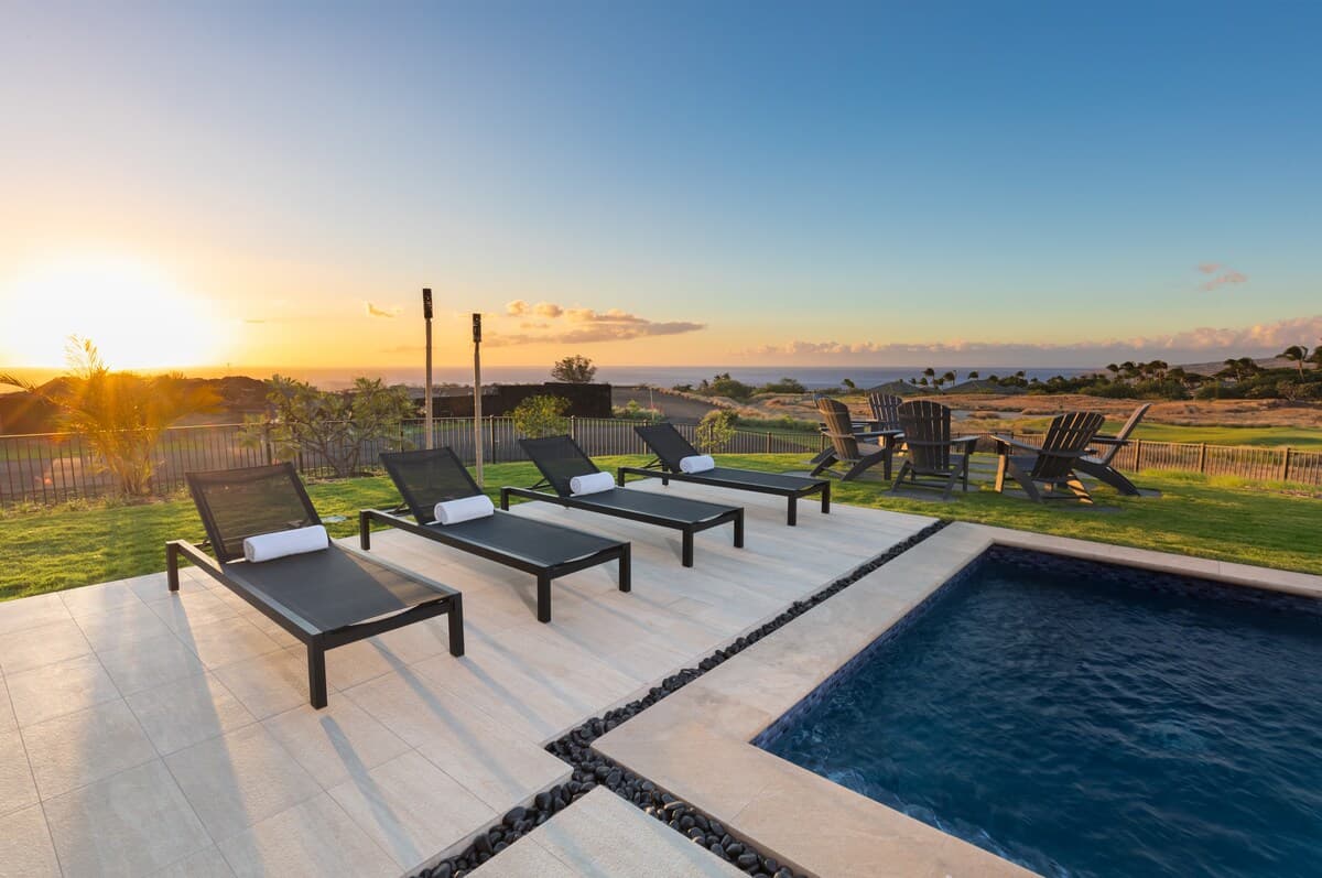 Home in Waimea · ★5.0 · 4 bedrooms · 5 beds · 4.5 baths - Photo 3