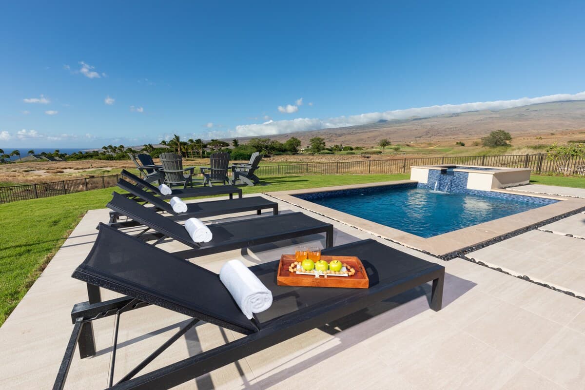 Home in Waimea · ★5.0 · 4 bedrooms · 5 beds · 4.5 baths - Photo 4