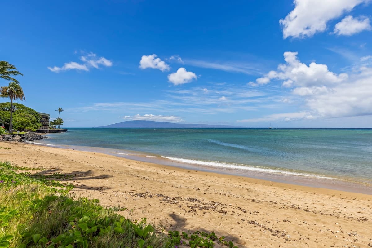 Spacious 2B Oceanfront w/ Loft - Kahana Village 39 - Photo 1