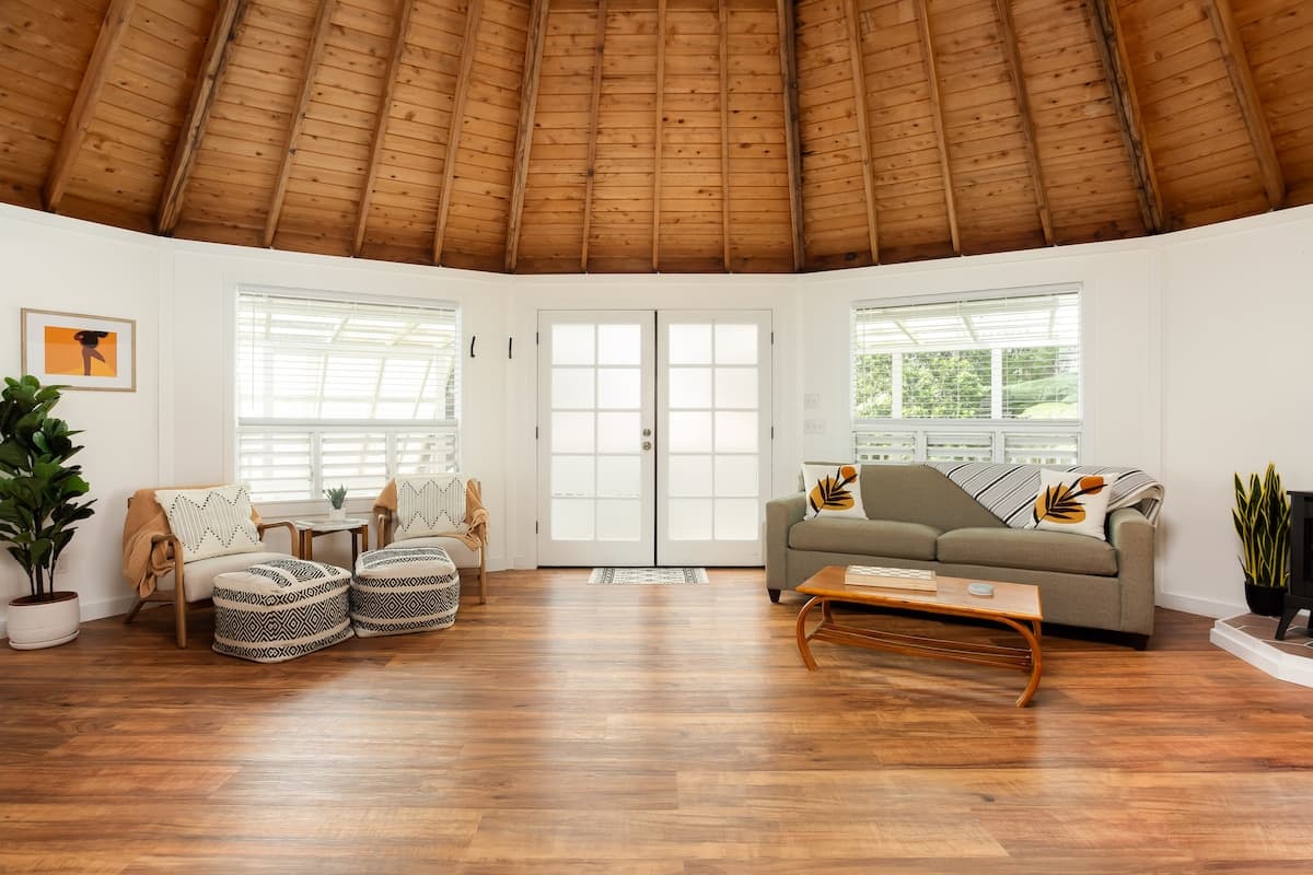 Home in Volcano · ★4.97 · 1 bedroom · 2 beds · 1 private bath - Photo 5
