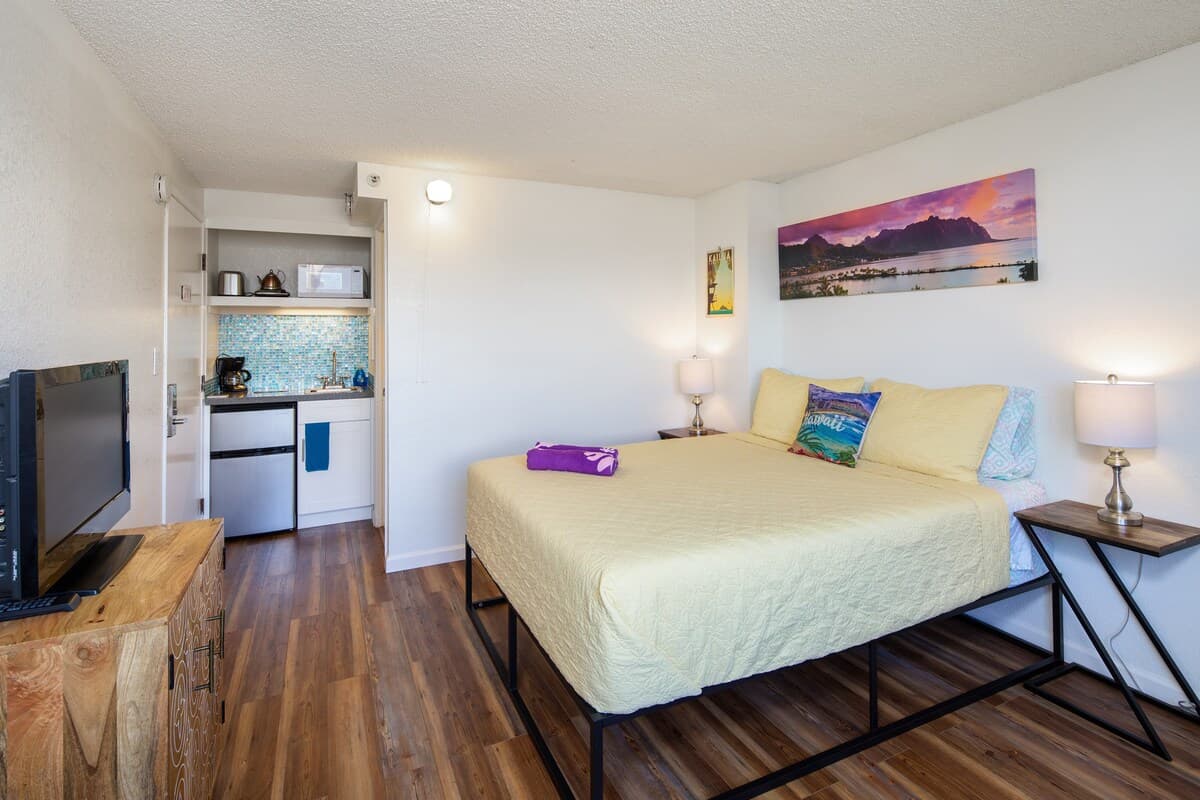 :3206B Waikiki Tropics: - Photo 4