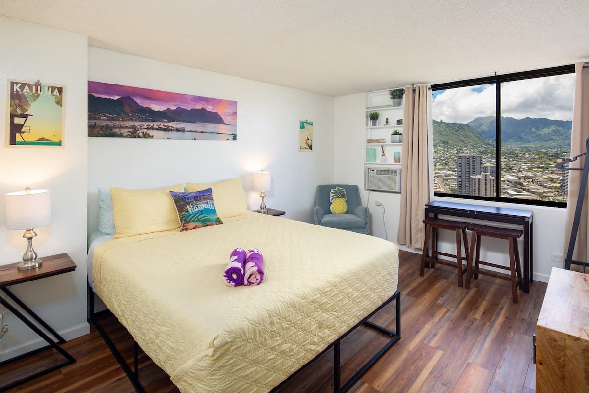 :3206B Waikiki Tropics: - Photo 1