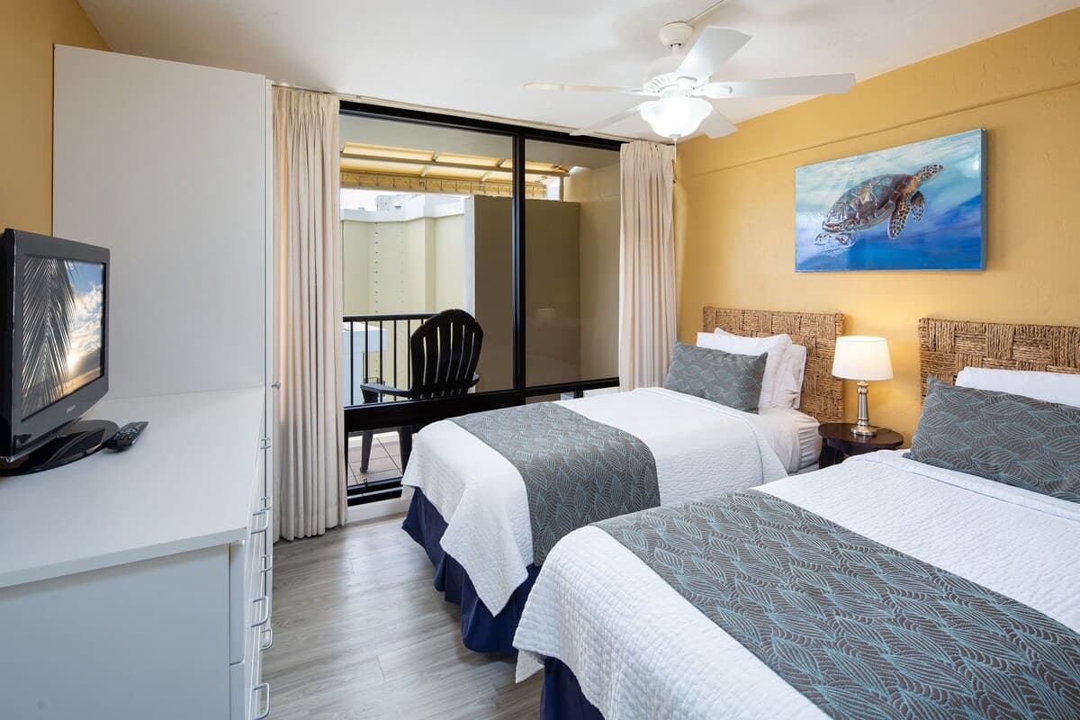 Place to stay in Honolulu · ★4.93 · 2 bedrooms · 3 beds · 2 private baths - Photo 2