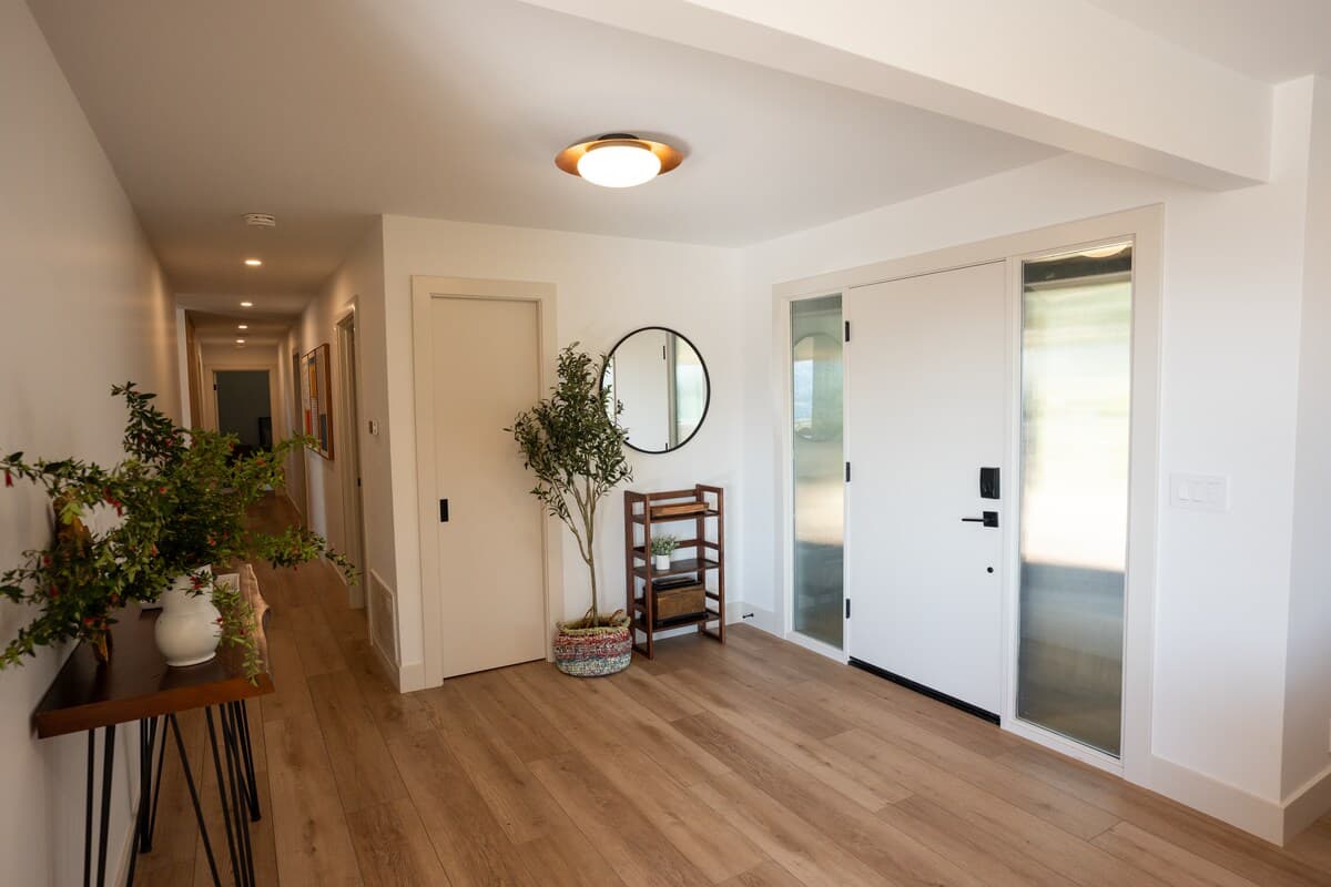 Ridge Views, Hot Tub & 3 Acres in Wine Country - Photo 3