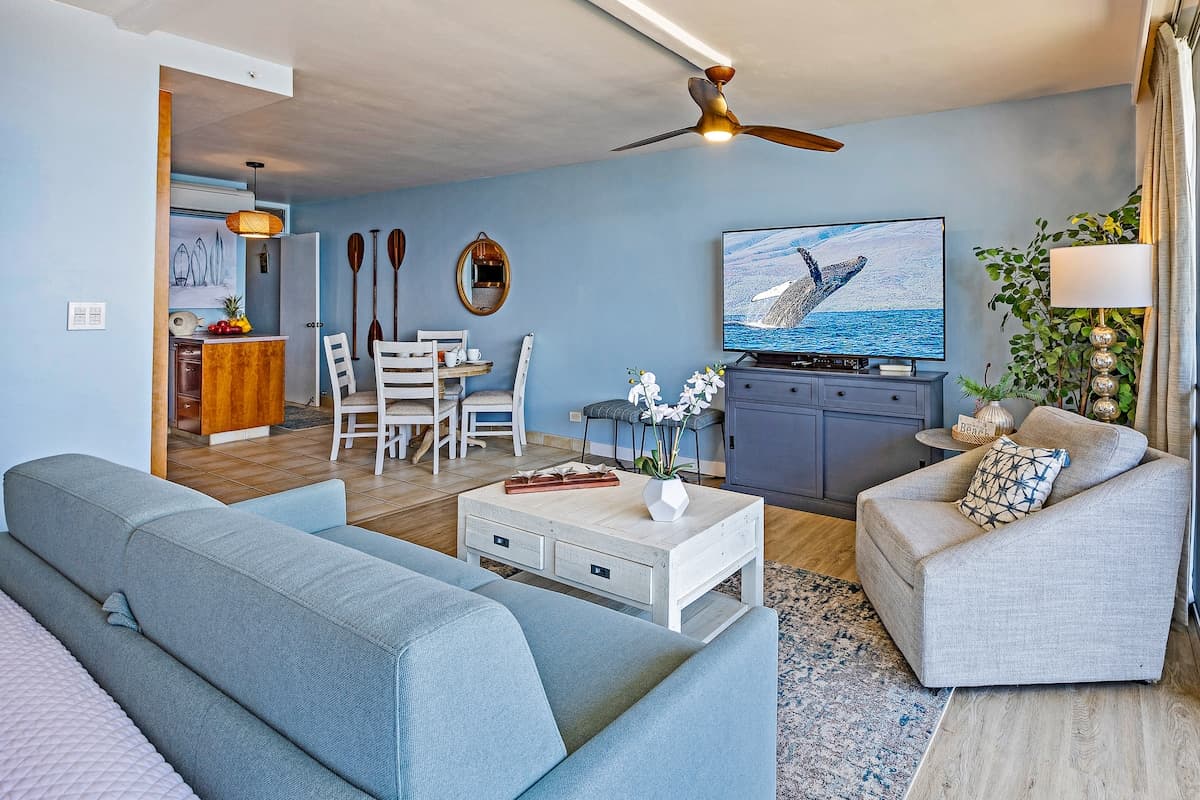 Tropical Oceanfront Escape *Pure Elegance* - Photo 2