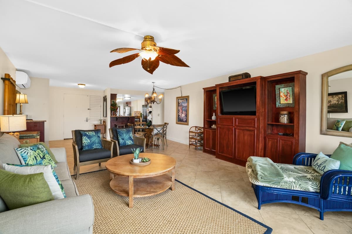 Elegant Ocean View Condo at HBR, A/C Included - Photo 5