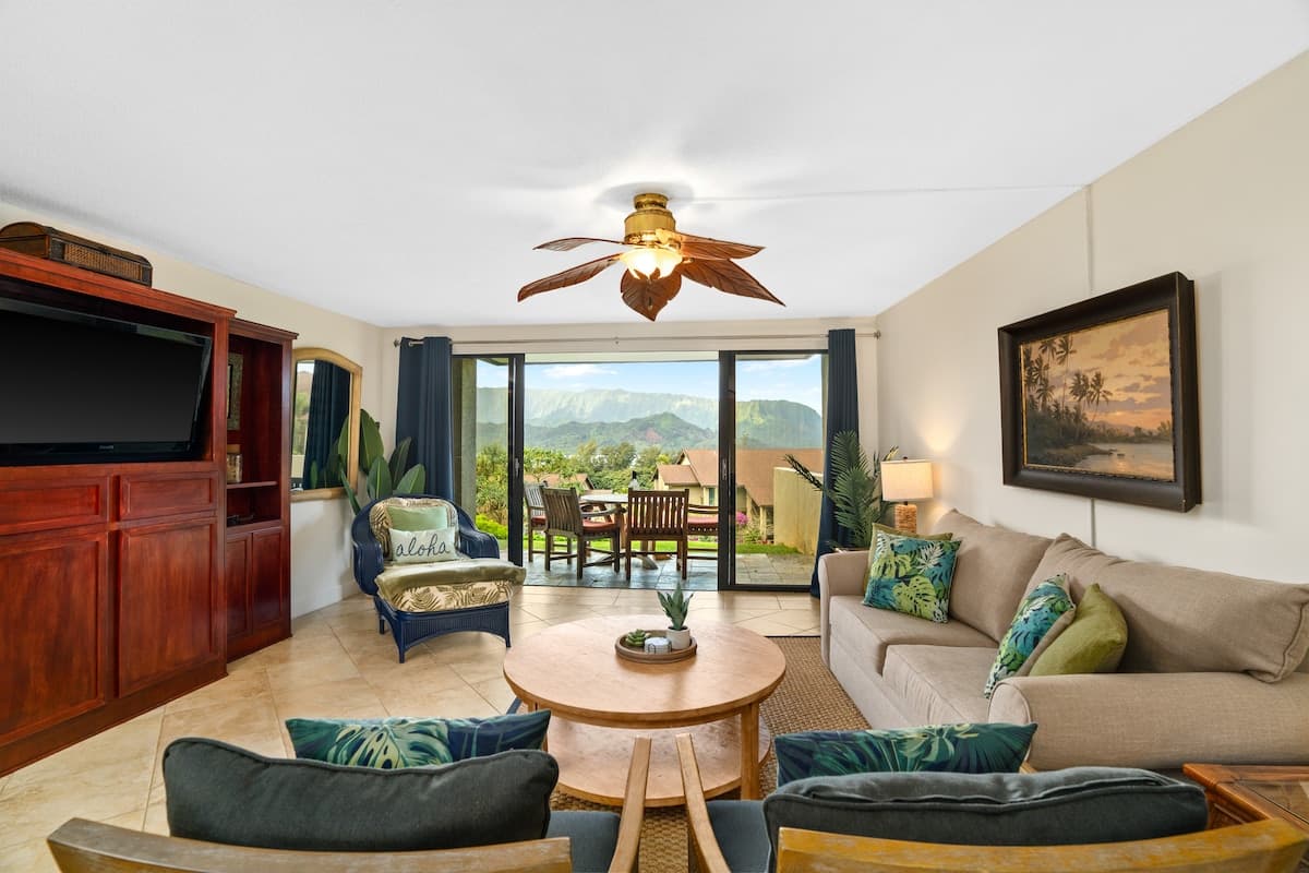 Elegant Ocean View Condo at HBR, A/C Included - Photo 2