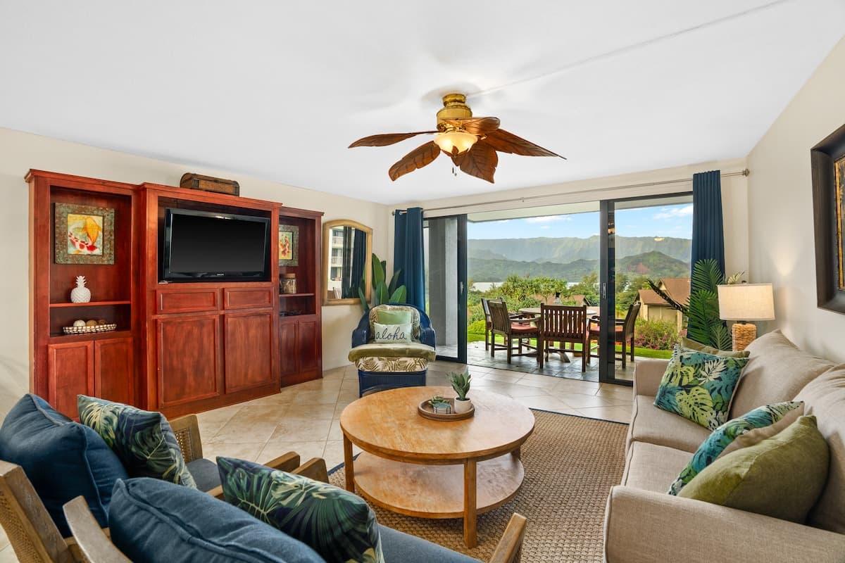 Elegant Ocean View Condo at HBR, A/C Included - Photo 3