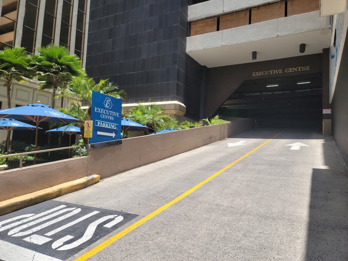 Condo in Honolulu · ★4.78 · 1 bedroom · 3 beds · 1 private bath - Photo 4