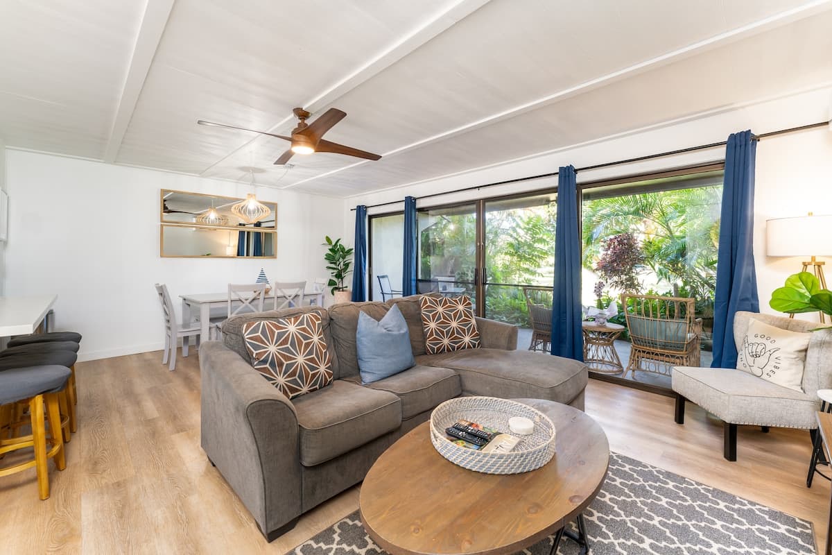 Summer Maui Modern Cute Chic Beach Retreat-sleep 6 - Photo 3