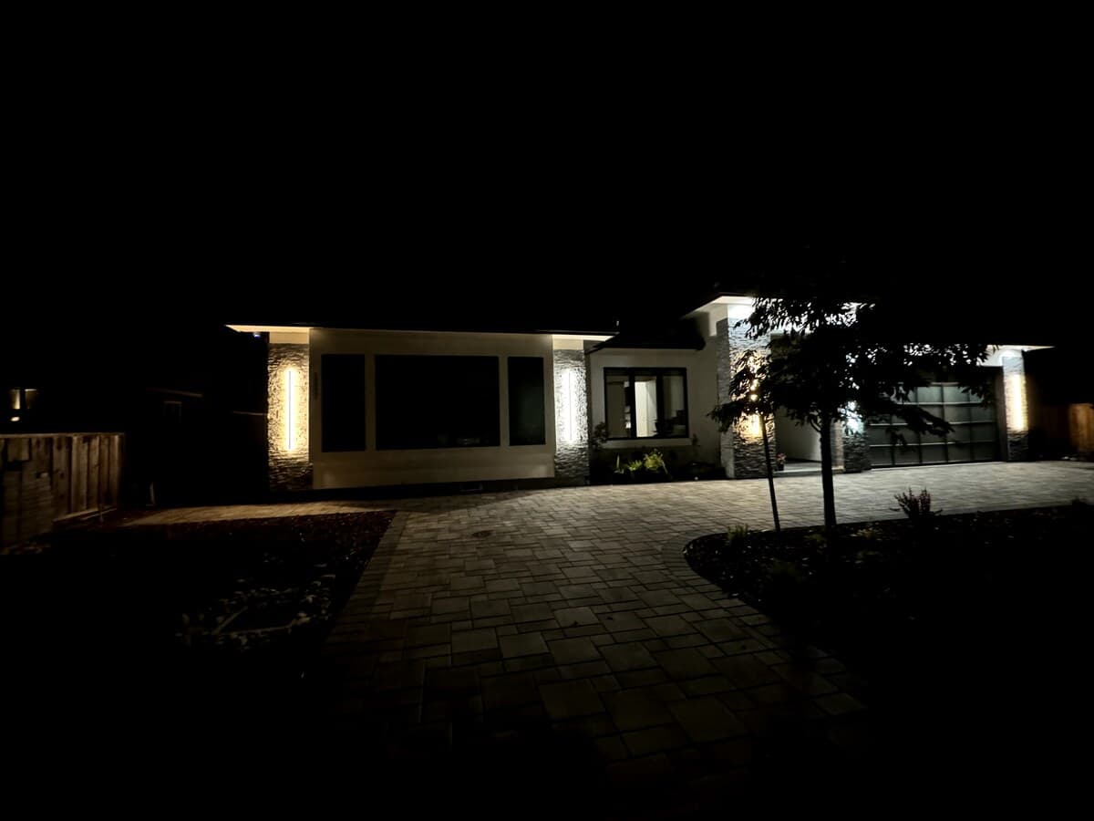 Brand New 2023 Home Near Apple HQ, 2 Ensuite Baths - Photo 3