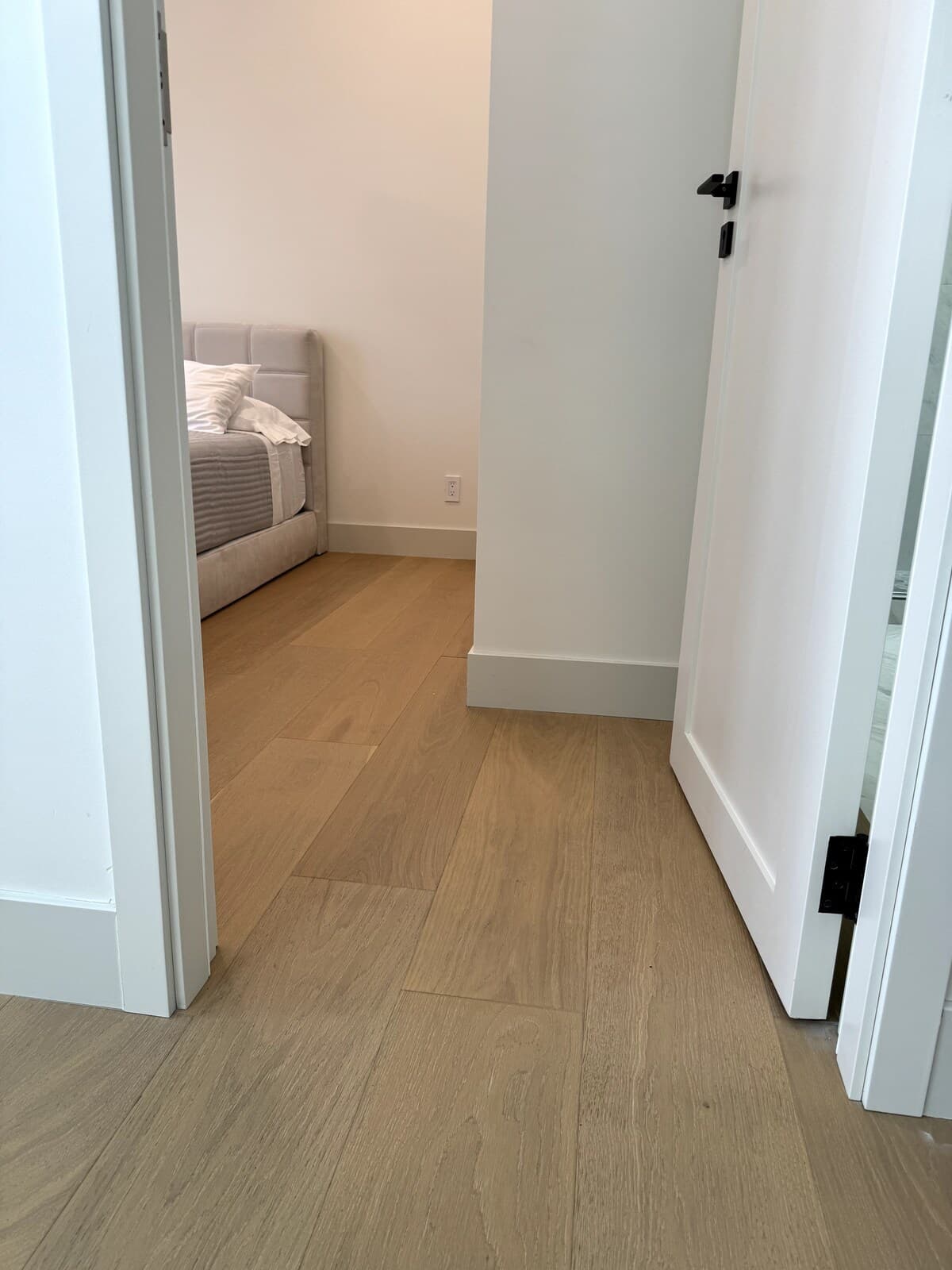 Brand New 2023 Home Near Apple HQ, 2 Ensuite Baths - Photo 5