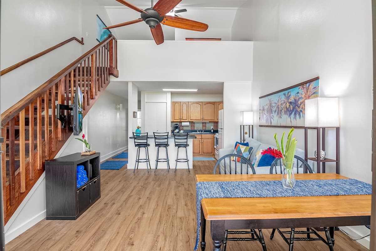 Townhouse in Kahuku · ★4.66 · 1 bedroom · 3 beds · 2 private baths - Photo 4