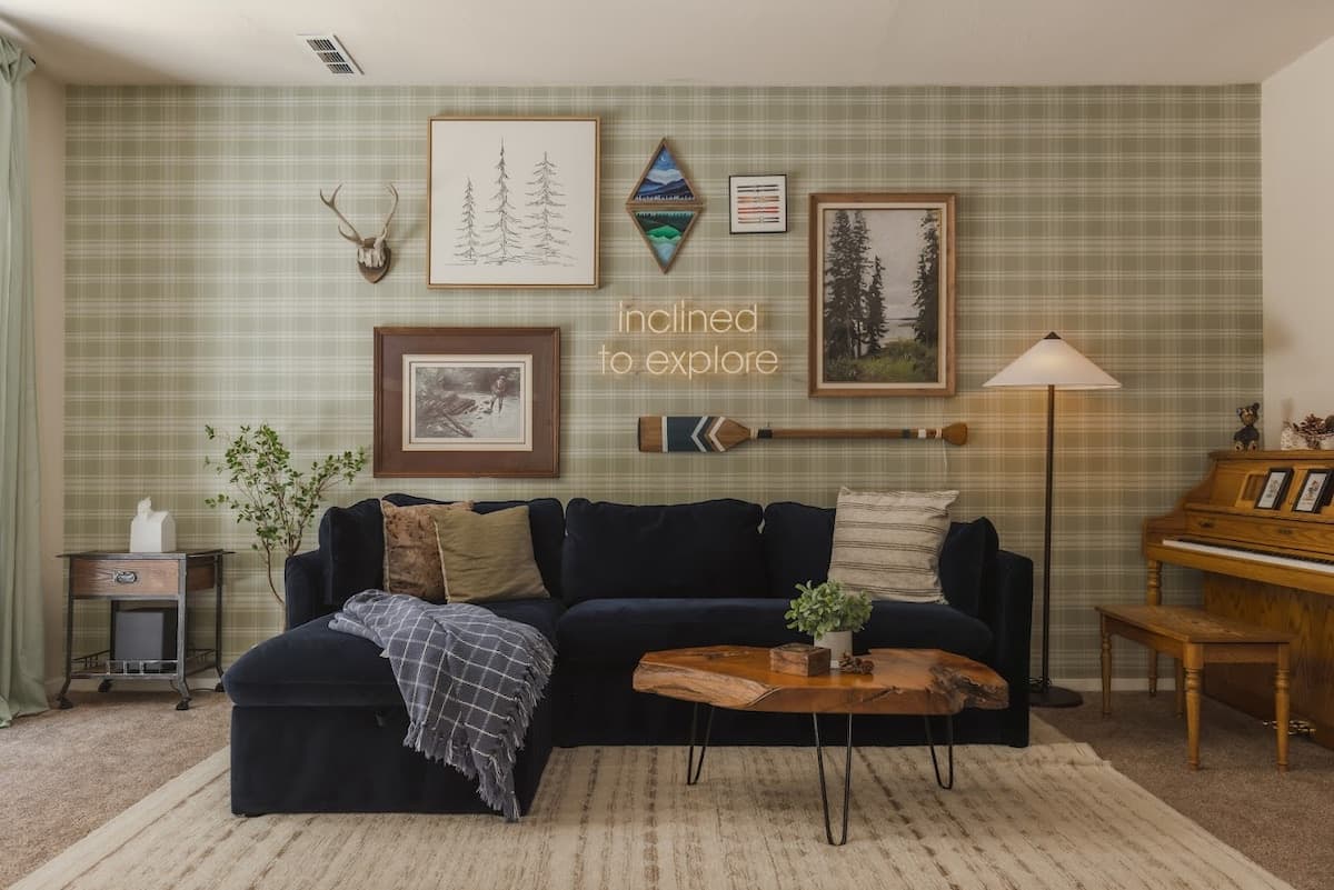Cabin in Incline Village · ★5.0 · 3 bedrooms · 4 beds · 2.5 private baths - Photo 2