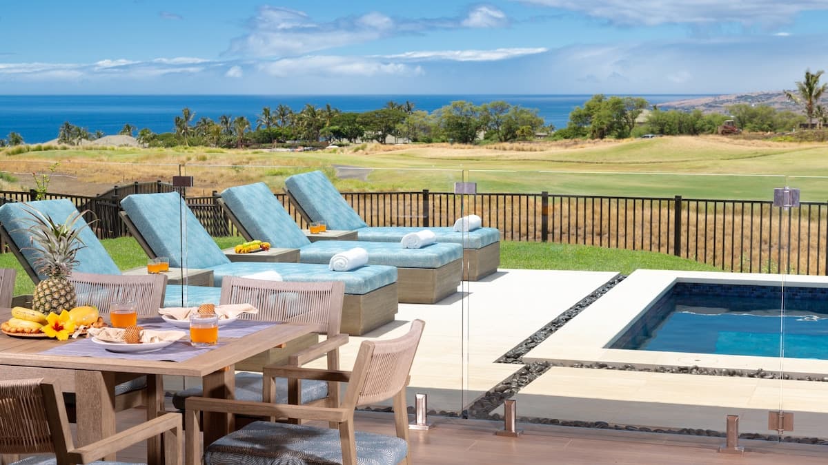 Home in Waimea · ★5.0 · 4 bedrooms · 7 beds · 4.5 baths - Photo 2