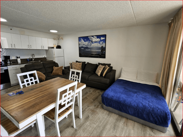 Condo in Honolulu · ★4.76 · 1 bedroom · 3 beds · 1 private bath - Photo 5