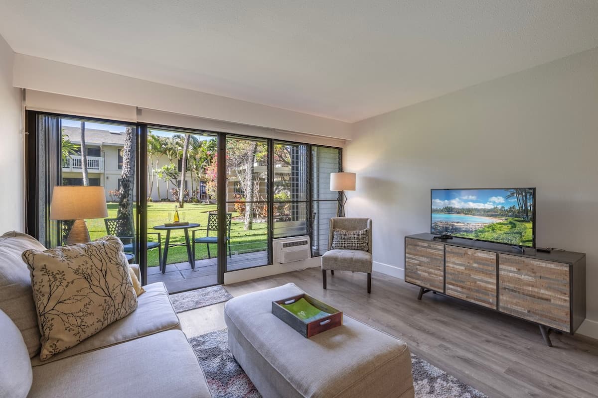 Condo in Kihei · ★4.85 · 1 bedroom · 1 bed · 1 private bath - Photo 2