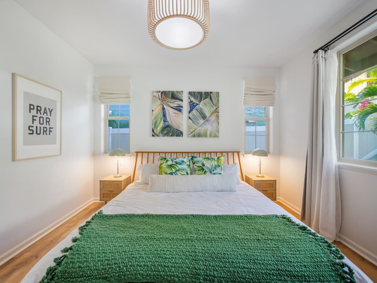 Home in Waianae · ★4.97 · 3 bedrooms · 9 beds · 2 private baths - Photo 1