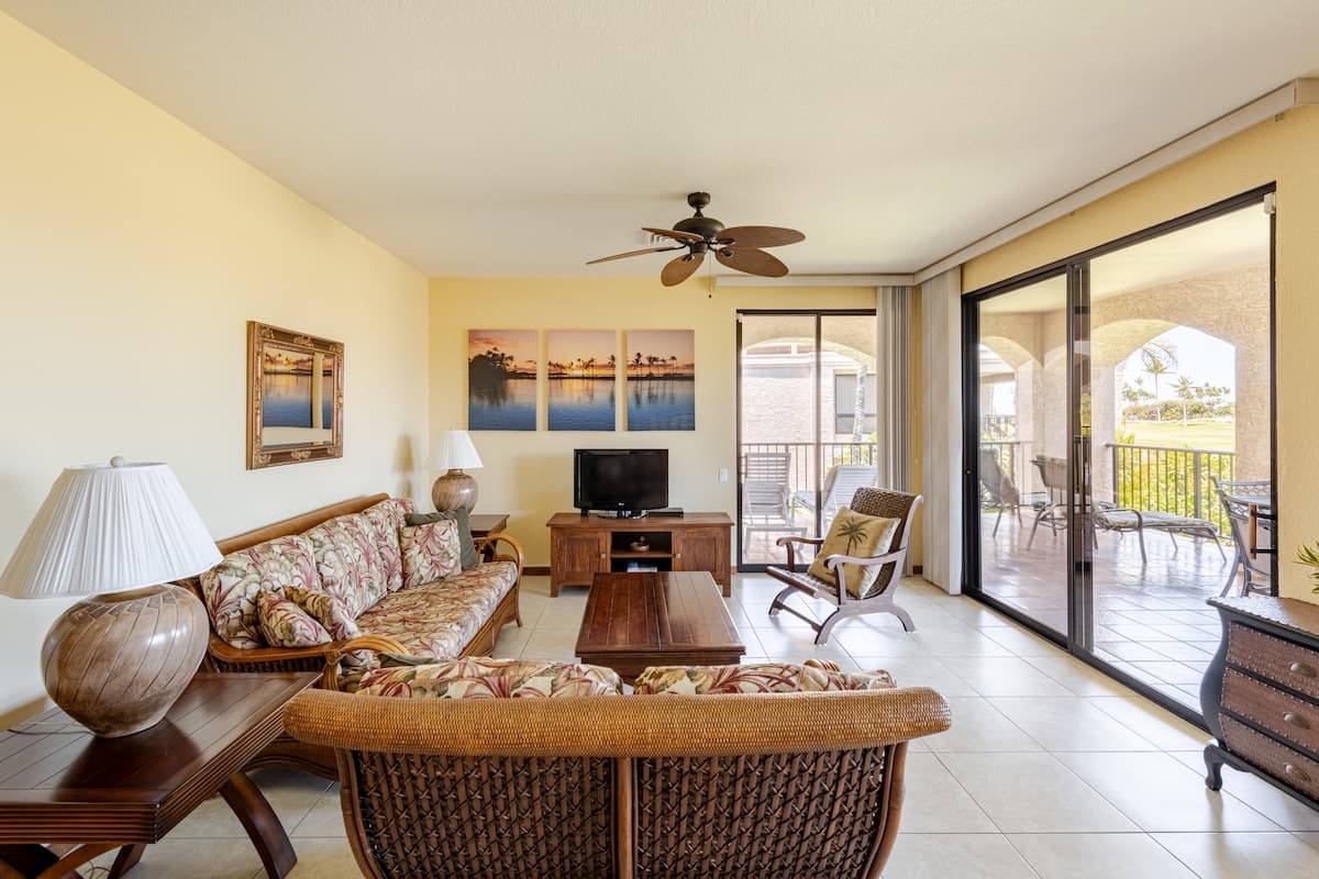 Condo in Waikoloa Village · ★4.92 · 2 bedrooms · 3 beds · 2 baths - Photo 1