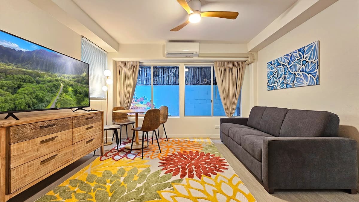2412 PE St. 104 King Bed 1 Bedroom & One Parking - Photo 4